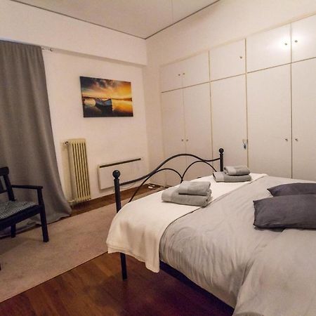 Stylish Apt In Athens Center Apartment Екстериор снимка